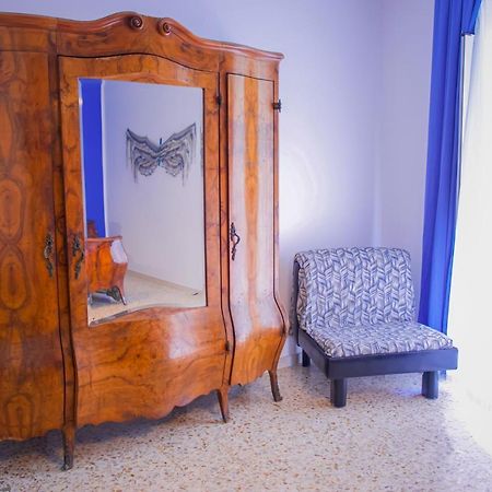 ホテル Spira Mirabilis Napoli エクステリア 写真