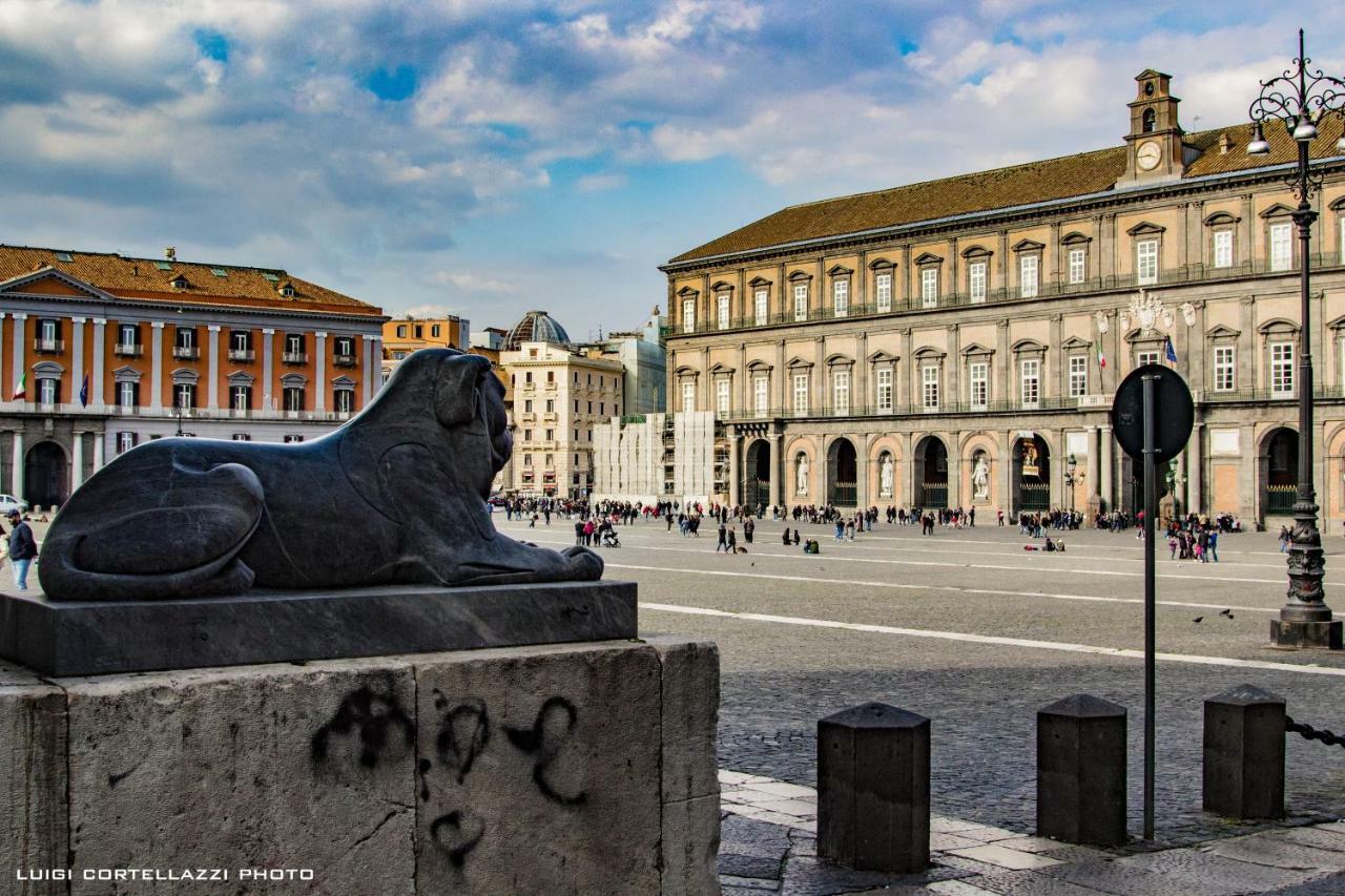 ホテル Spira Mirabilis Napoli エクステリア 写真